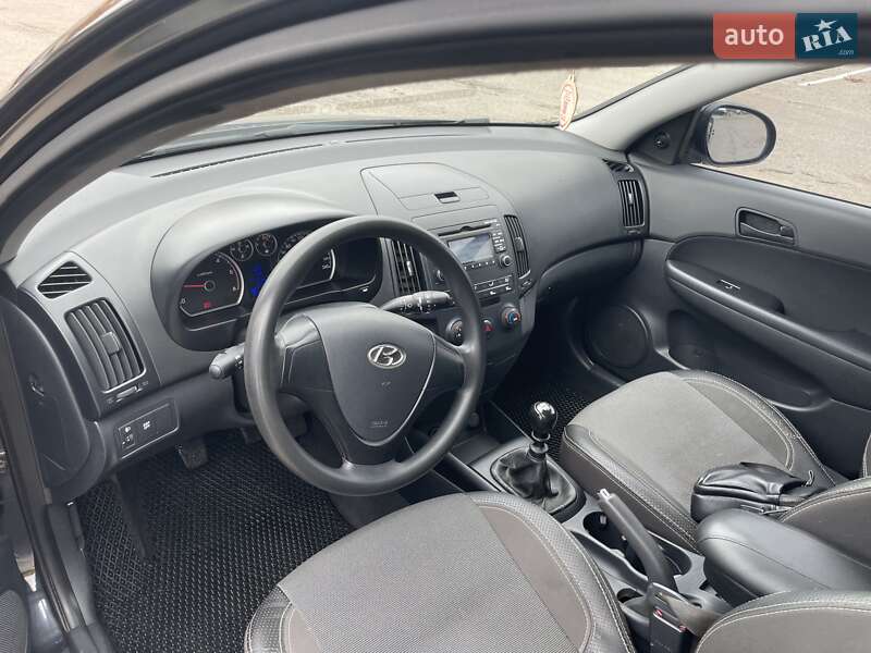 Универсал Hyundai i30 2009 в Чернигове фото 8 Универсал Hyundai i30 2009 в Чернигове