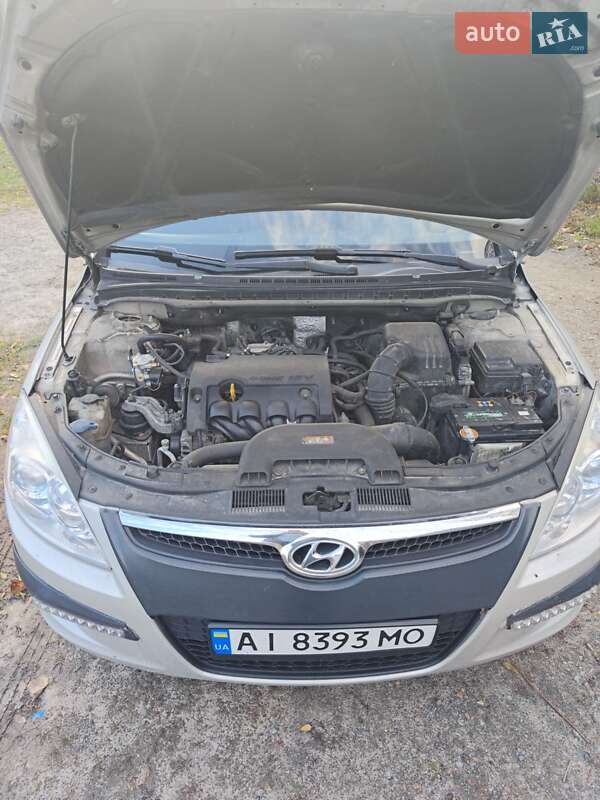 Универсал Hyundai i30 2008 в Киеве