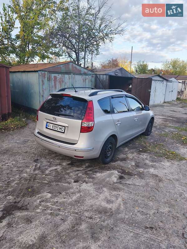 Универсал Hyundai i30 2008 в Киеве