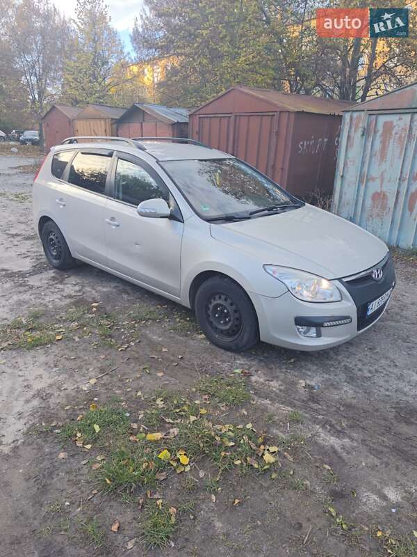 Универсал Hyundai i30 2008 в Киеве