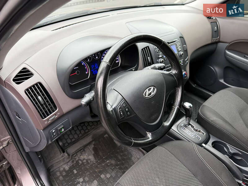 Універсал Hyundai i30 2012 в Харкові фото 20 Універсал Hyundai i30 2012 в Харкові