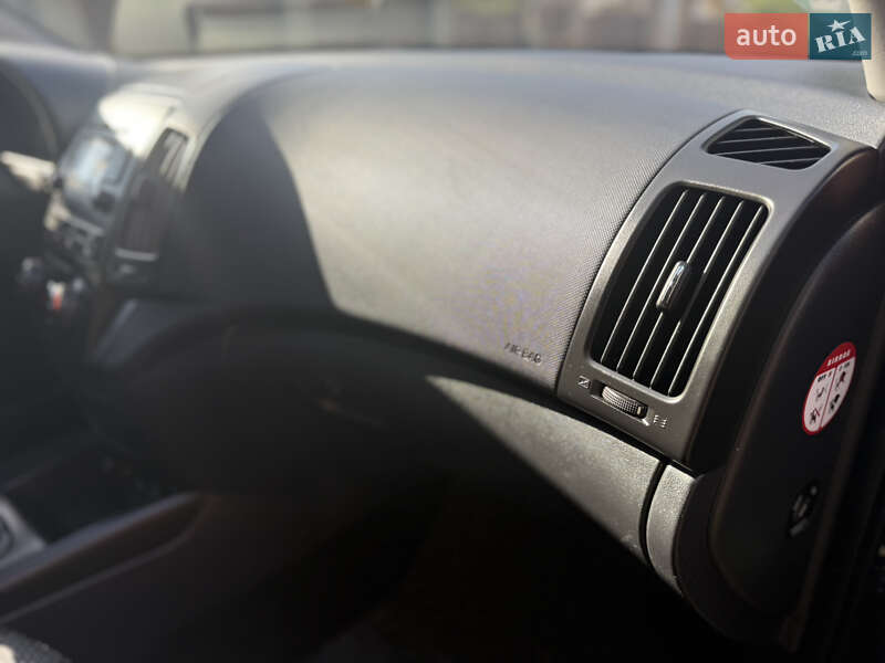 Універсал Hyundai i30 2009 в Борисполі фото 27 Універсал Hyundai i30 2009 в Борисполі