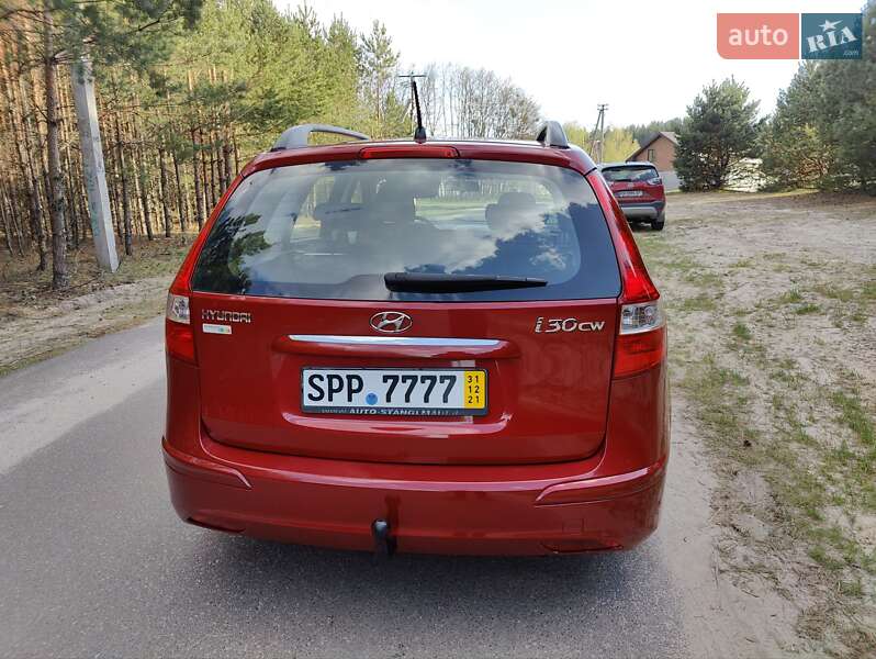 Универсал Hyundai i30 2011 в Киеве