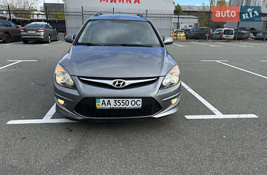 Универсал Hyundai i30 2011 в Киеве Универсал Hyundai i30 2011 в Киеве