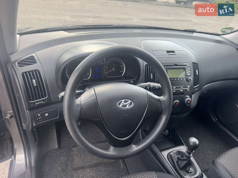 Універсал Hyundai i30 2009 в Білій Церкві фото 21 Універсал Hyundai i30 2009 в Білій Церкві