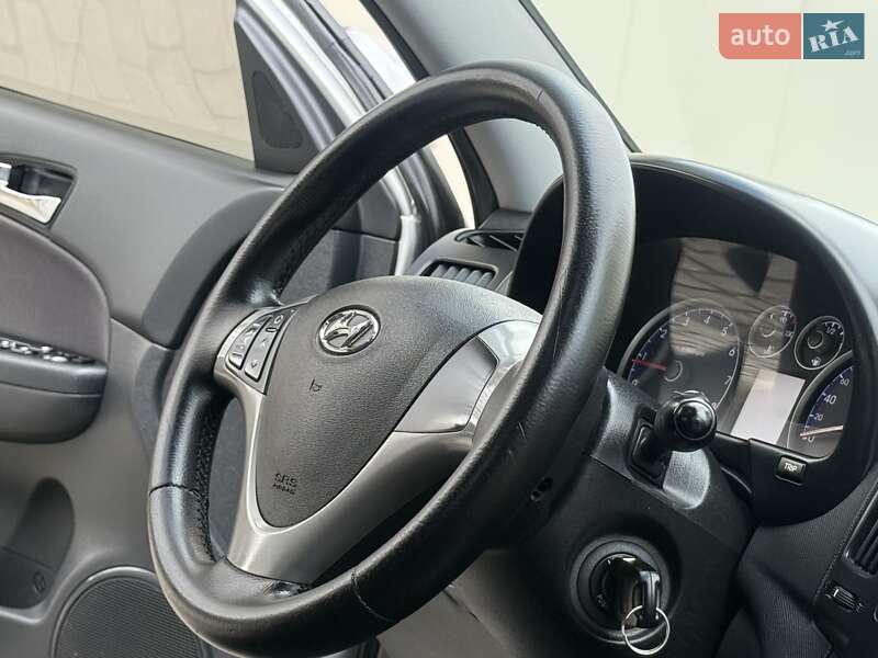 Універсал Hyundai i30 2012 в Дрогобичі фото 67 Універсал Hyundai i30 2012 в Дрогобичі