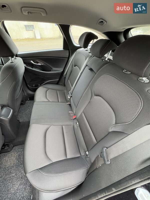 Універсал Hyundai i30 2019 в Долині фото 29 Універсал Hyundai i30 2019 в Долині