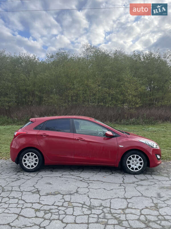 Хэтчбек Hyundai i30 2013 в Емильчине фото 6 Хэтчбек Hyundai i30 2013 в Емильчине