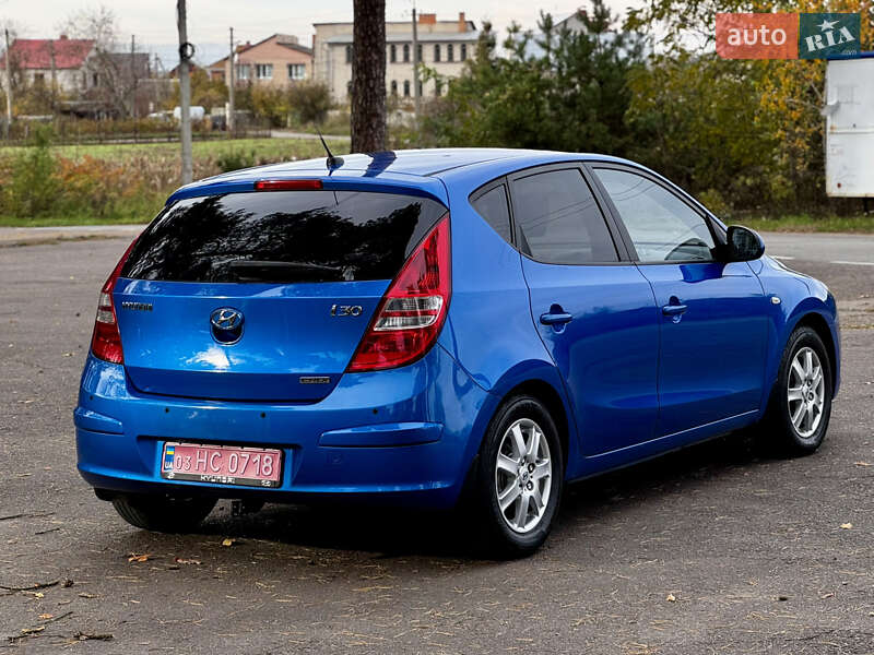 Хэтчбек Hyundai i30 2008 в Виннице