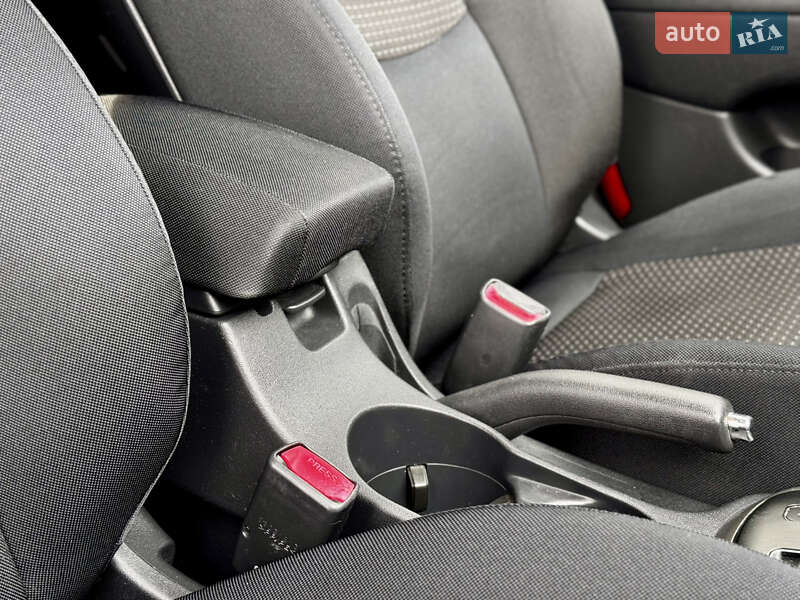 Хэтчбек Hyundai i30 2008 в Виннице