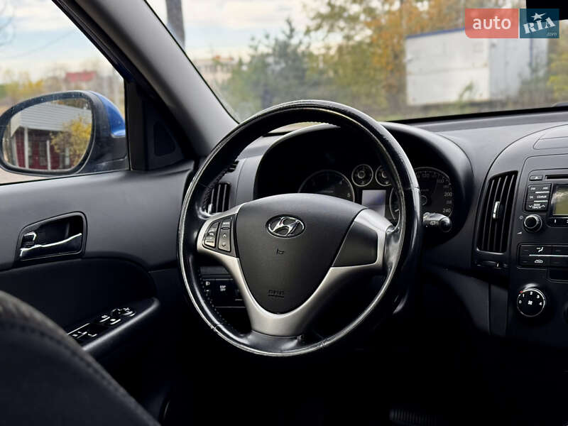 Хэтчбек Hyundai i30 2008 в Виннице