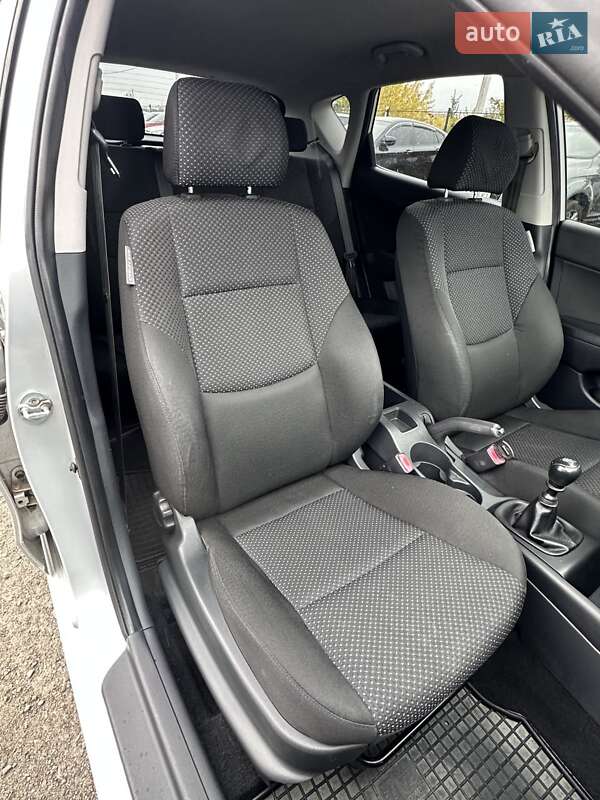 Хэтчбек Hyundai i30 2009 в Белогородке фото 22 Хэтчбек Hyundai i30 2009 в Белогородке
