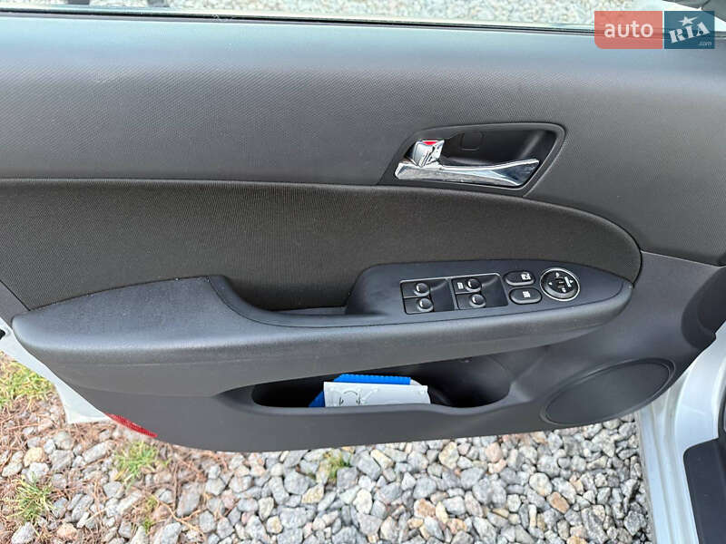 Хетчбек Hyundai i30 2009 в Вінниці