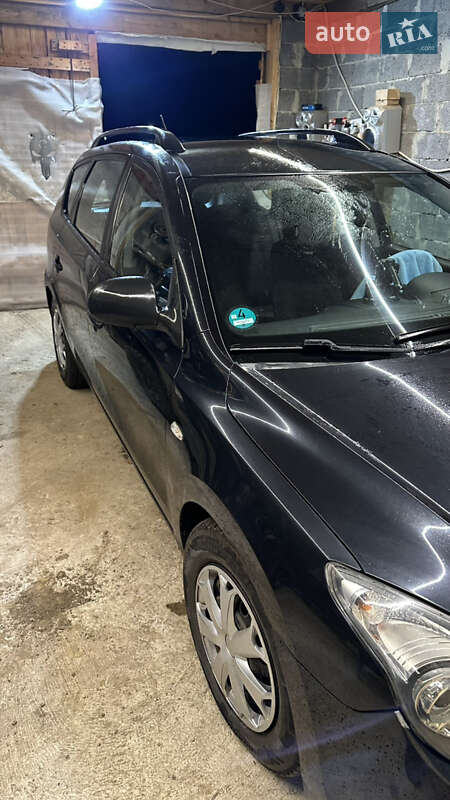 Універсал Hyundai i30 2009 в Львові фото 15 Універсал Hyundai i30 2009 в Львові