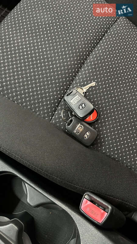 Універсал Hyundai i30 2009 в Львові фото 32 Універсал Hyundai i30 2009 в Львові