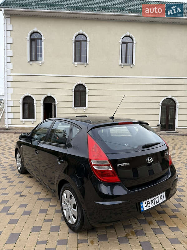Хэтчбек Hyundai i30 2007 в Могилев-Подольске фото 18 Хэтчбек Hyundai i30 2007 в Могилев-Подольске