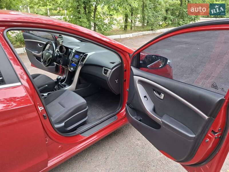 Хэтчбек Hyundai i30 2013 в Черкассах