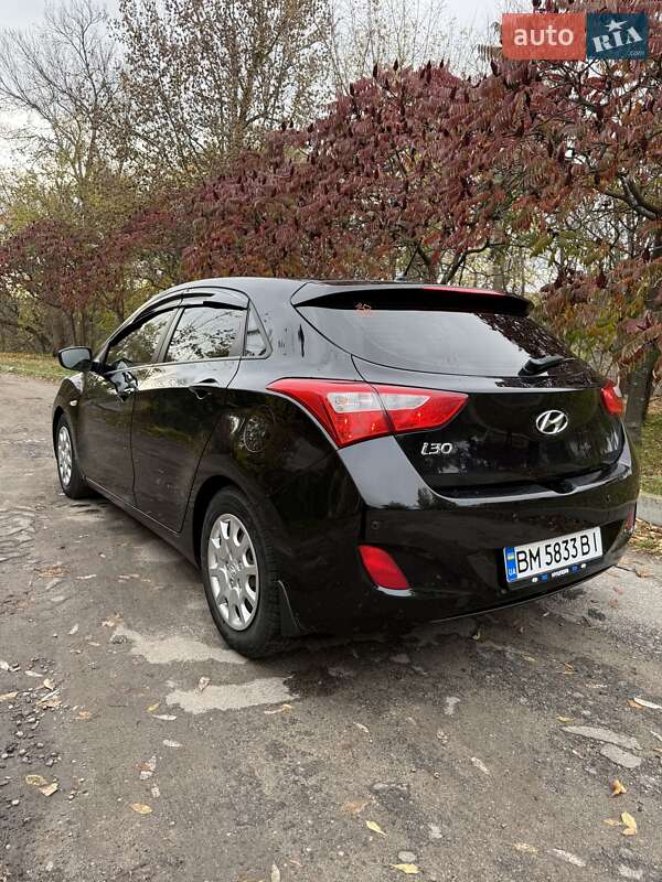 Хэтчбек Hyundai i30 2014 в Сумах