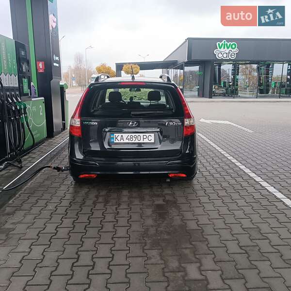 Универсал Hyundai i30 2011 в Броварах