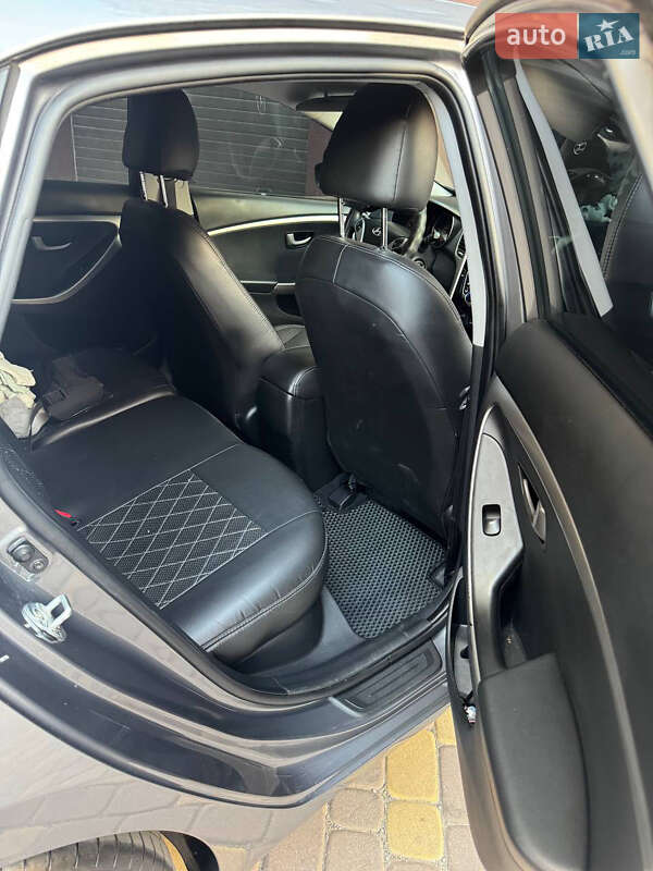 Хэтчбек Hyundai i30 2014 в Виннице фото 5 Хэтчбек Hyundai i30 2014 в Виннице