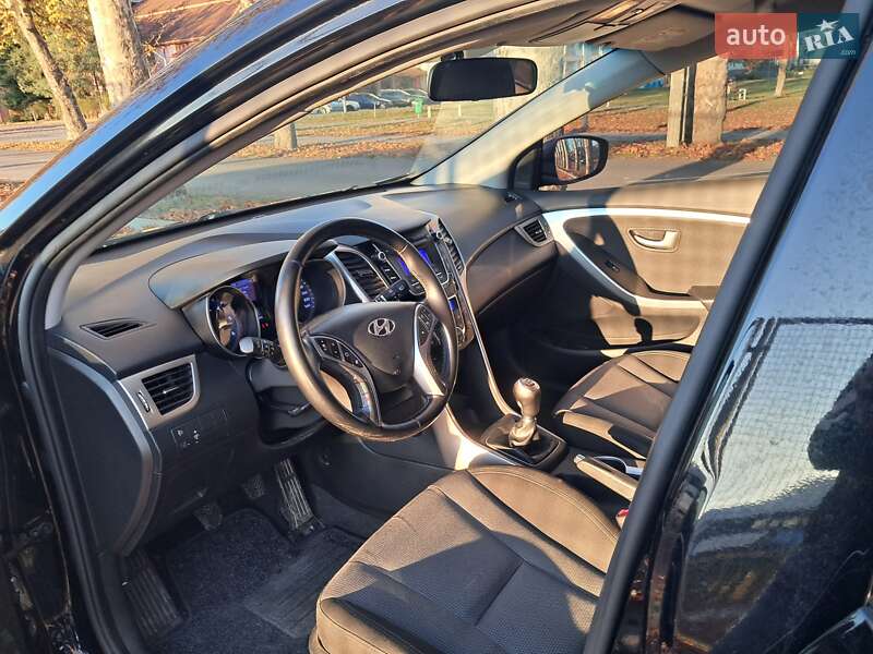 Универсал Hyundai i30 2014 в Мукачево