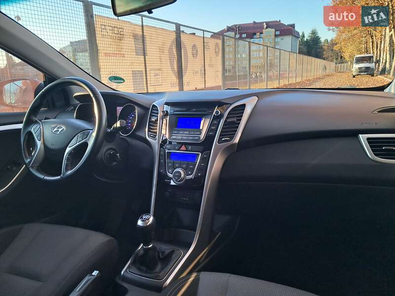 Универсал Hyundai i30 2014 в Мукачево