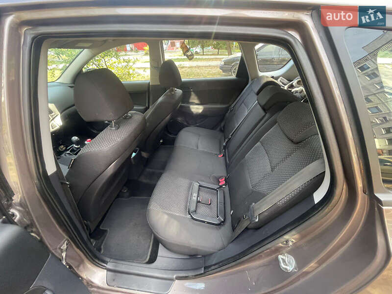 Універсал Hyundai i30 2011 в Запоріжжі