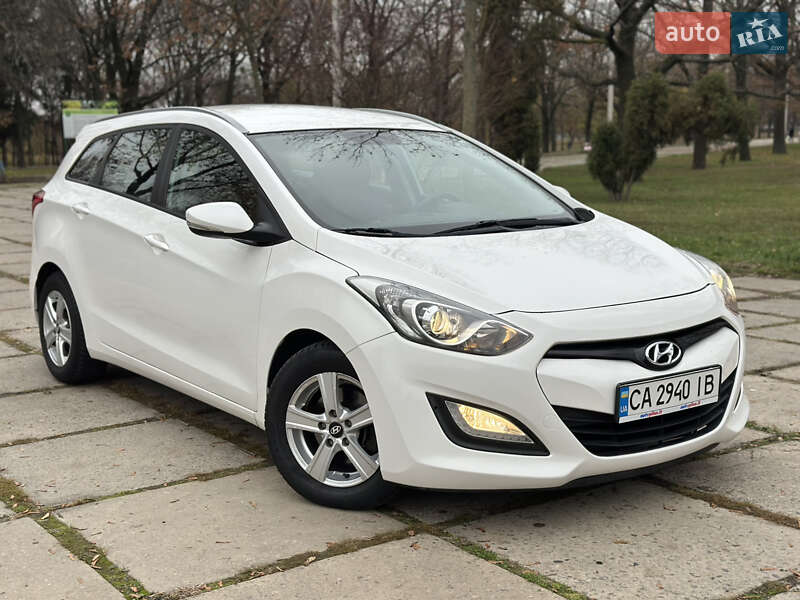 Универсал Hyundai i30 2013 в Харькове
