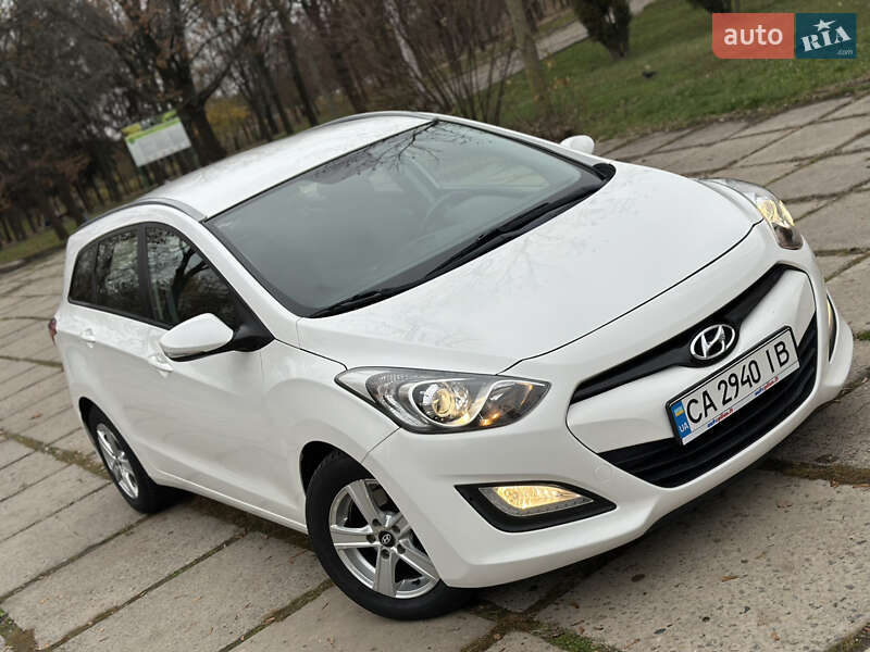 Универсал Hyundai i30 2013 в Харькове