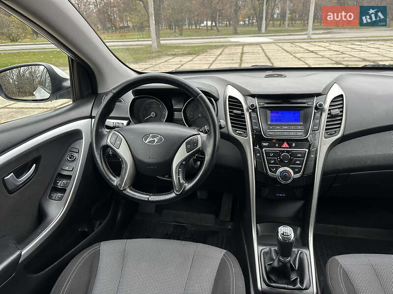 Универсал Hyundai i30 2013 в Харькове