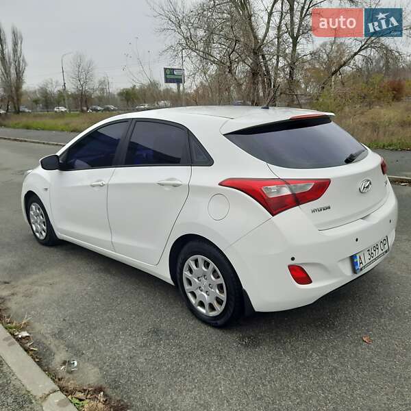 Хэтчбек Hyundai i30 2012 в Киеве фото 15 Хэтчбек Hyundai i30 2012 в Киеве