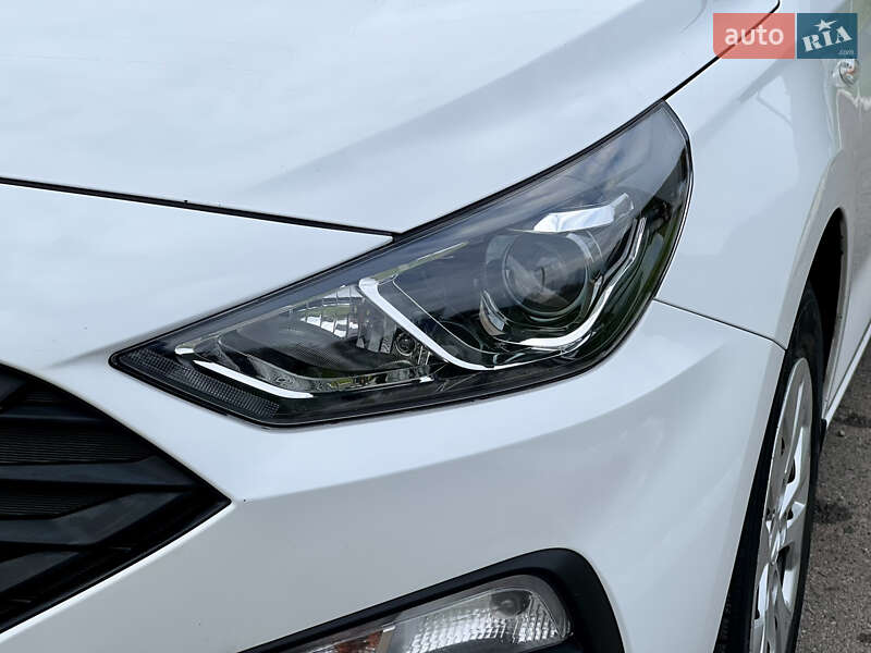 Універсал Hyundai i30 2021 в Рівному