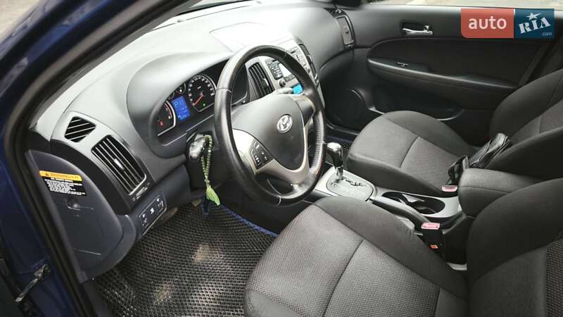 Хэтчбек Hyundai i30 2009 в Одессе фото 16 Хэтчбек Hyundai i30 2009 в Одессе
