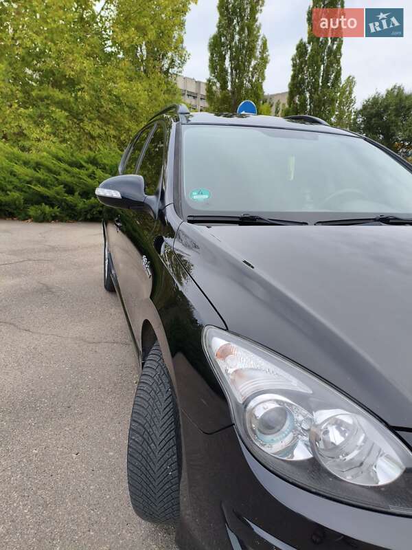 Универсал Hyundai i30 2011 в Николаеве фото 6 Универсал Hyundai i30 2011 в Николаеве