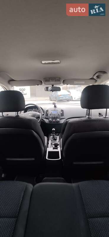 Хетчбек Hyundai i30 2010 в Києві фото 2 Хетчбек Hyundai i30 2010 в Києві