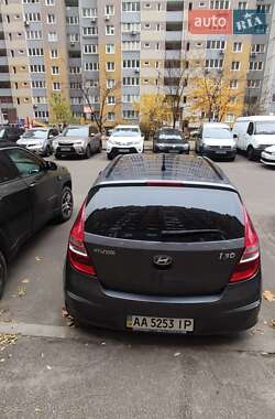 Хетчбек Hyundai i30 2010 в Києві