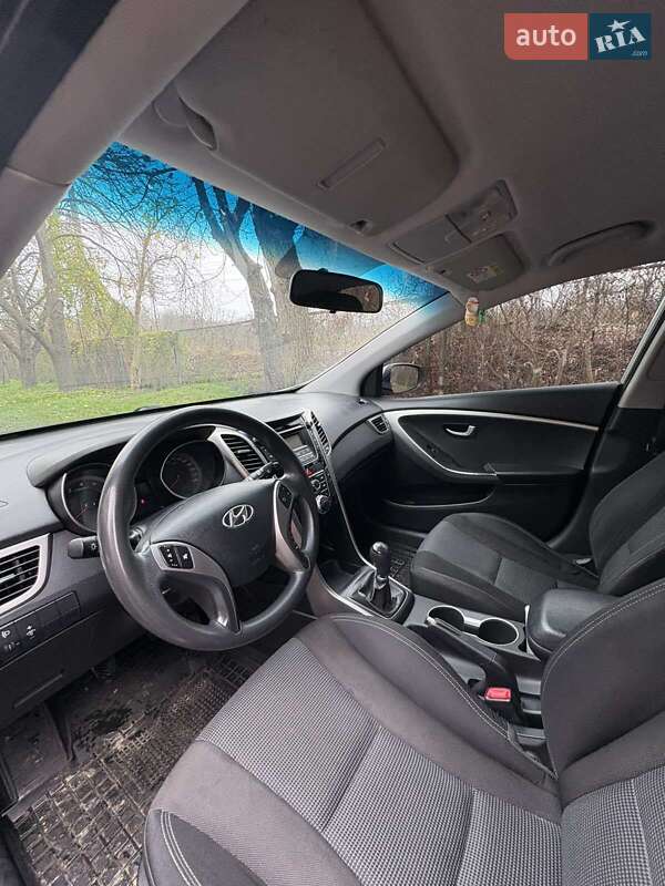 Хэтчбек Hyundai i30 2014 в Киеве