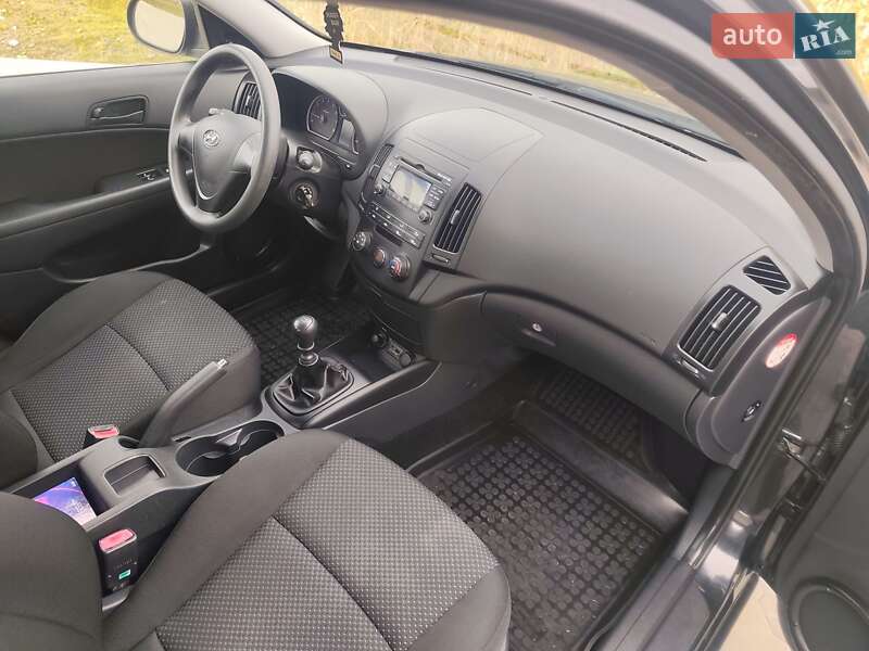 Хетчбек Hyundai i30 2009 в Ковелі