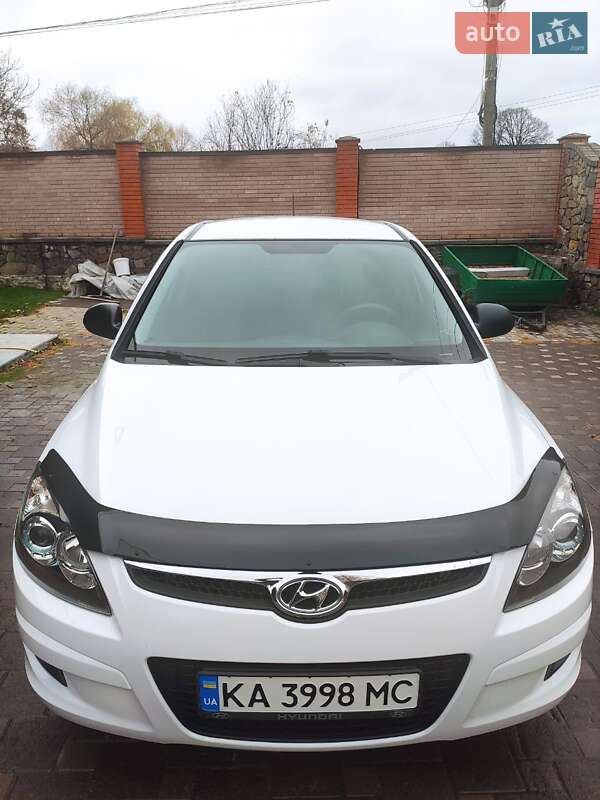 Хэтчбек Hyundai i30 2009 в Василькове фото 20 Хэтчбек Hyundai i30 2009 в Василькове