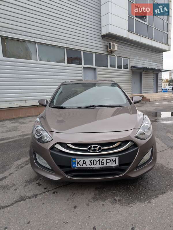 Хэтчбек Hyundai i30 2012 в Харькове фото 7 Хэтчбек Hyundai i30 2012 в Харькове