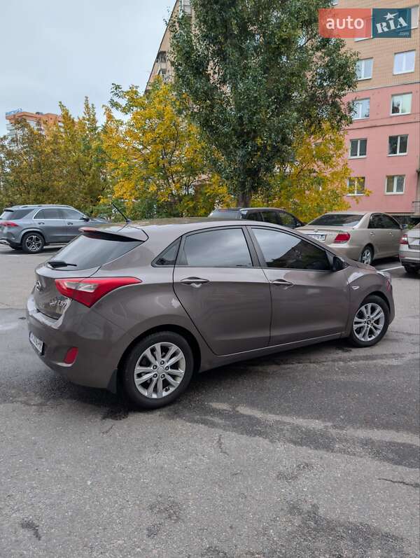 Хэтчбек Hyundai i30 2012 в Харькове фото 5 Хэтчбек Hyundai i30 2012 в Харькове