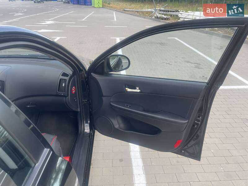 Хэтчбек Hyundai i30 2008 в Борисполе