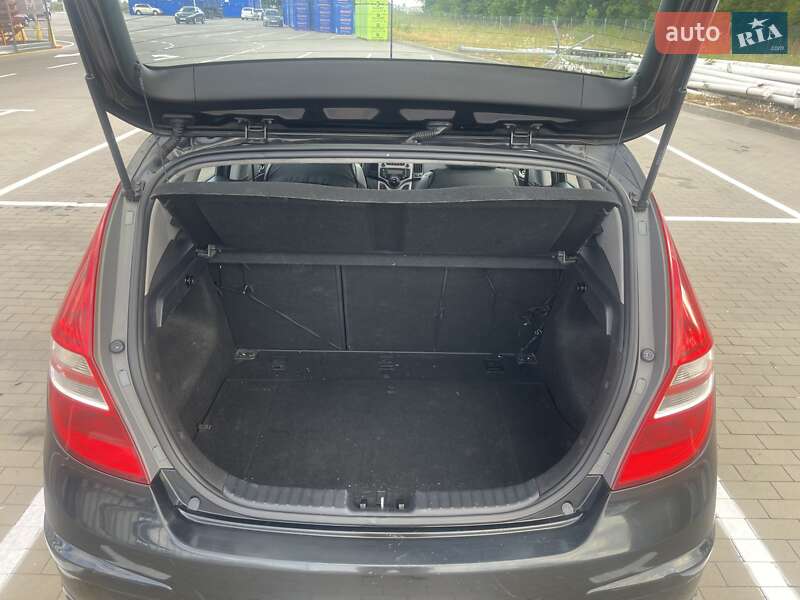 Хэтчбек Hyundai i30 2008 в Борисполе