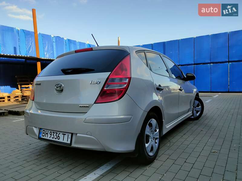 Хэтчбек Hyundai i30 2011 в Борисполе