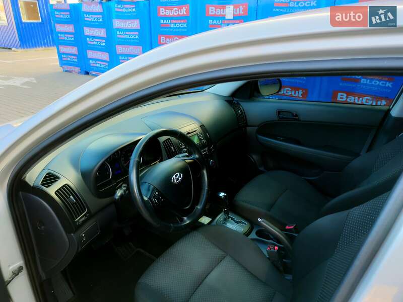 Хэтчбек Hyundai i30 2011 в Борисполе