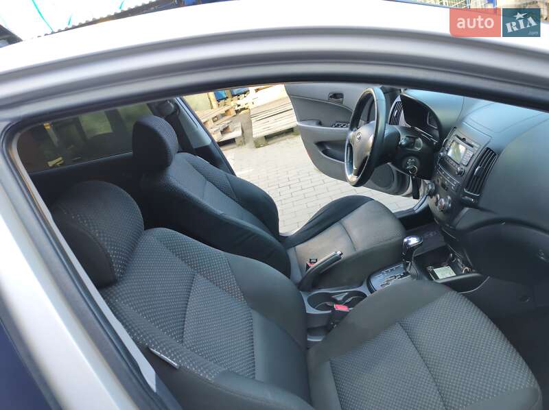 Хэтчбек Hyundai i30 2011 в Борисполе