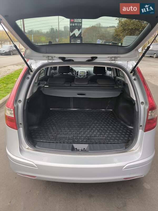 Универсал Hyundai i30 2012 в Ужгороде фото 12 Универсал Hyundai i30 2012 в Ужгороде