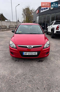 Хэтчбек Hyundai i30 2009 в Запорожье