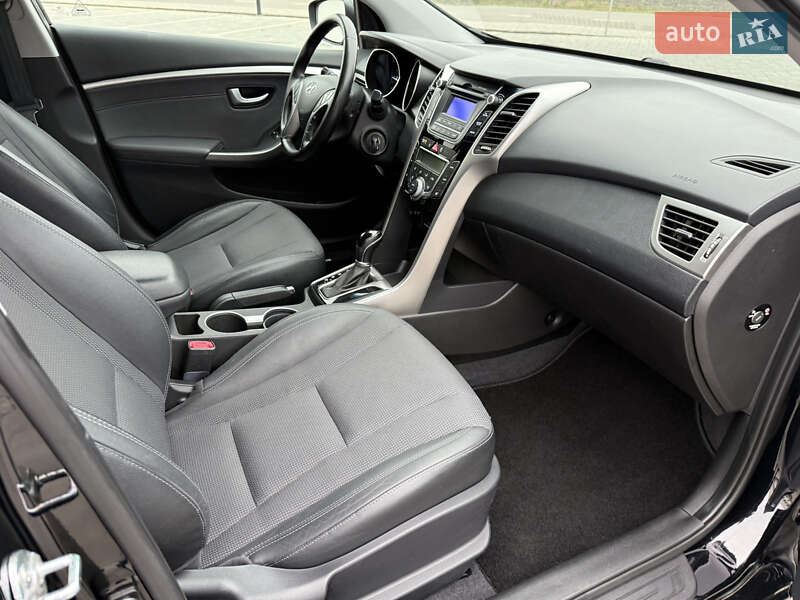 Універсал Hyundai i30 2012 в Луцьку фото 22 Універсал Hyundai i30 2012 в Луцьку
