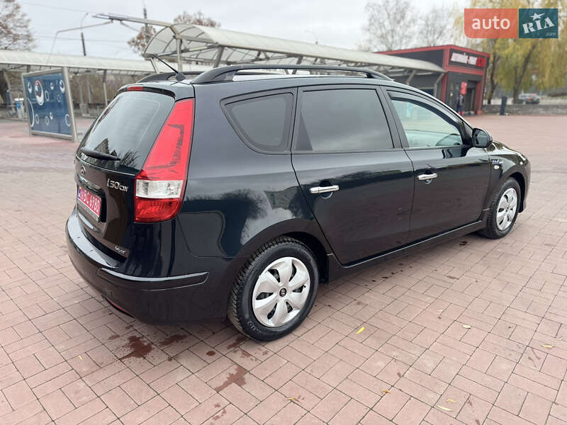 Універсал Hyundai i30 2010 в Рівному фото 10 Універсал Hyundai i30 2010 в Рівному